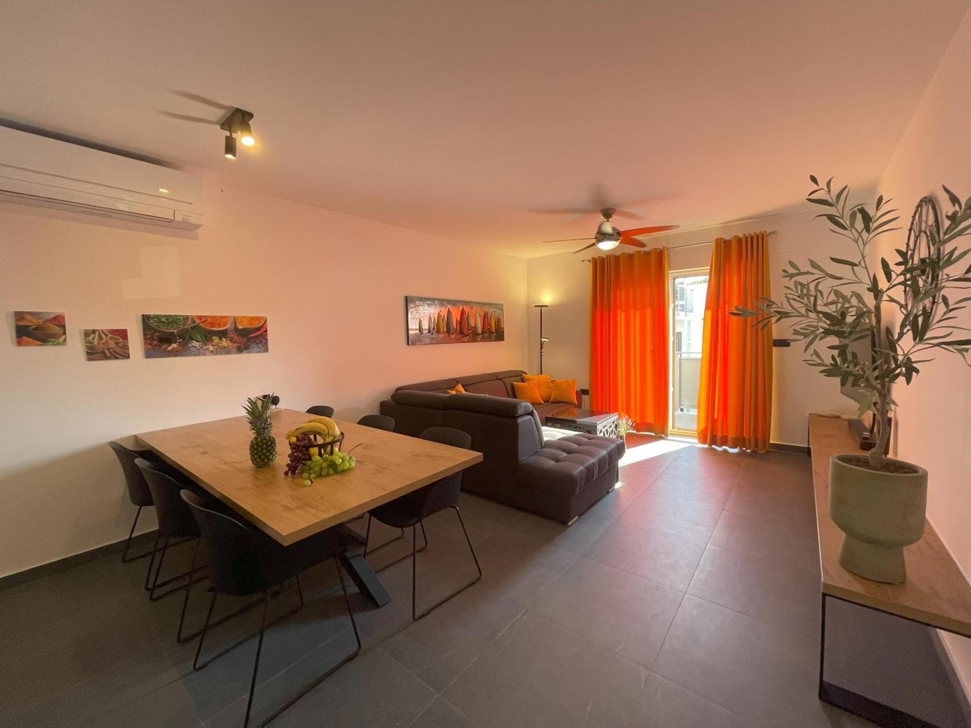 Valkane Beach Apartments พูลา ภายนอก รูปภาพ