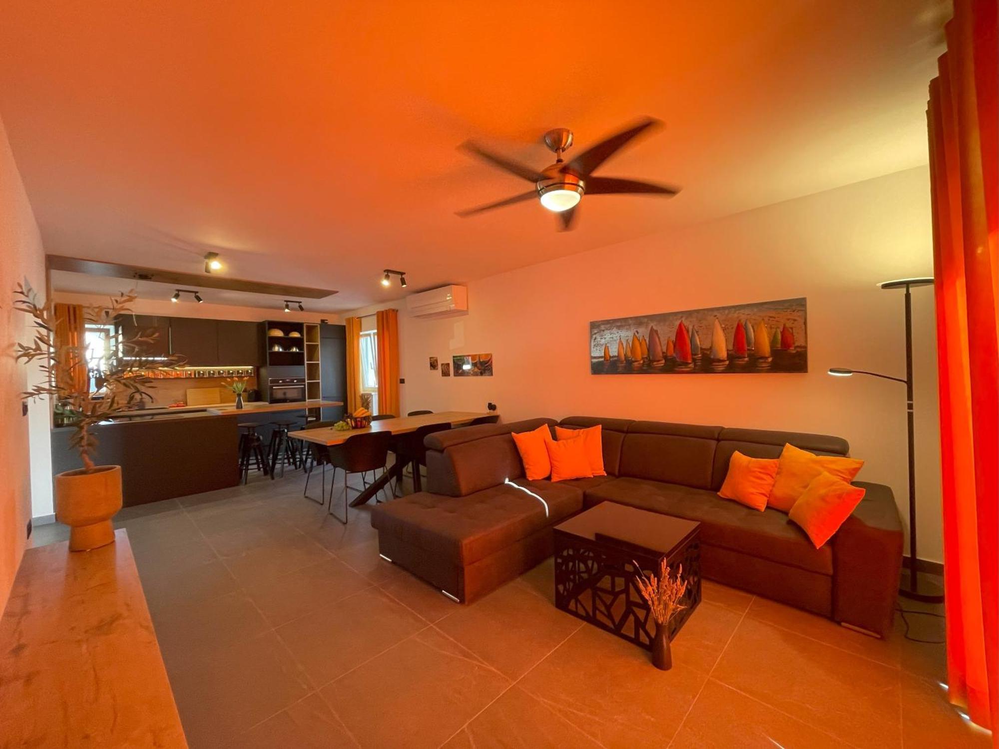 Valkane Beach Apartments พูลา ภายนอก รูปภาพ
