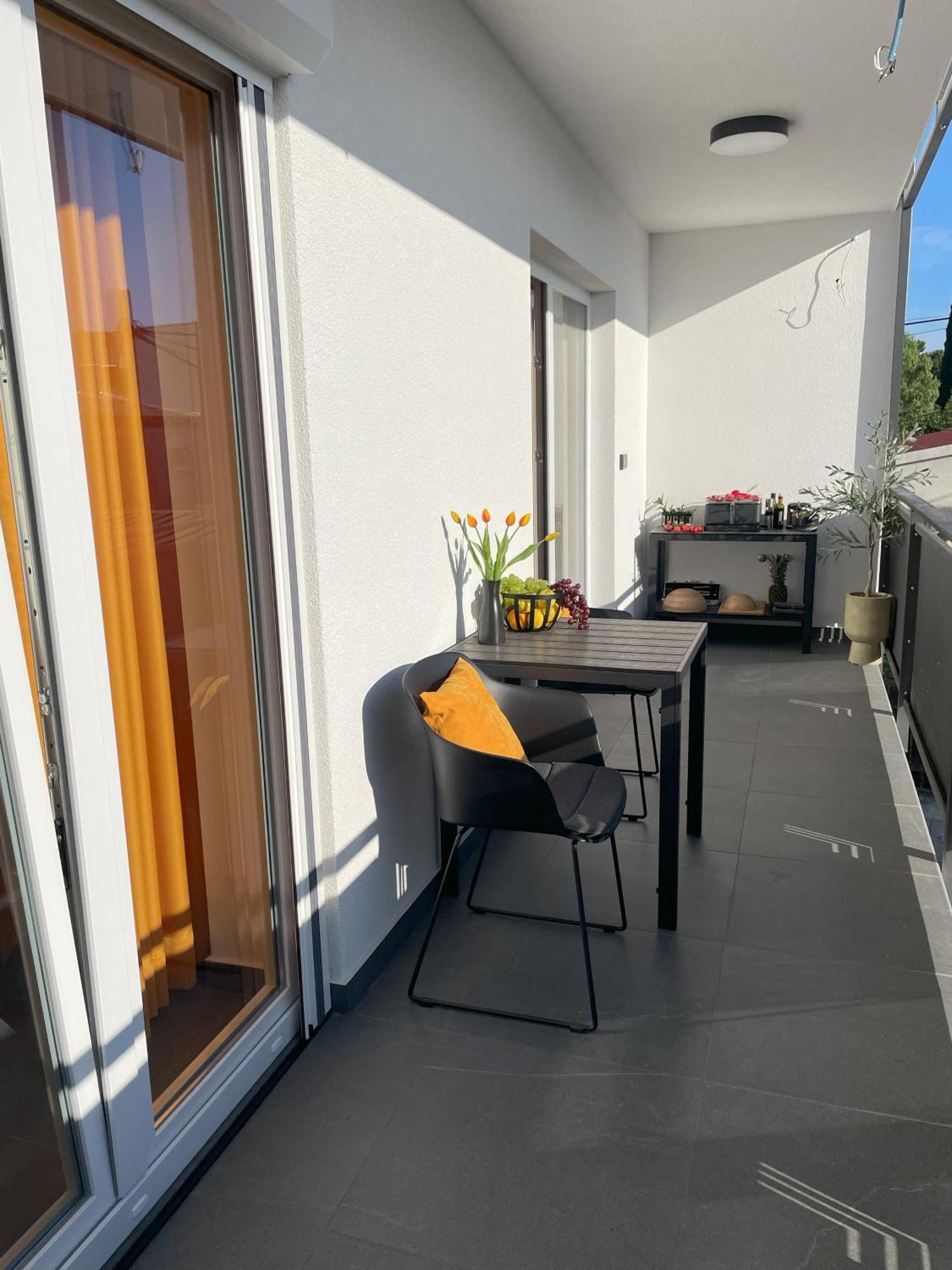 Valkane Beach Apartments พูลา ภายนอก รูปภาพ