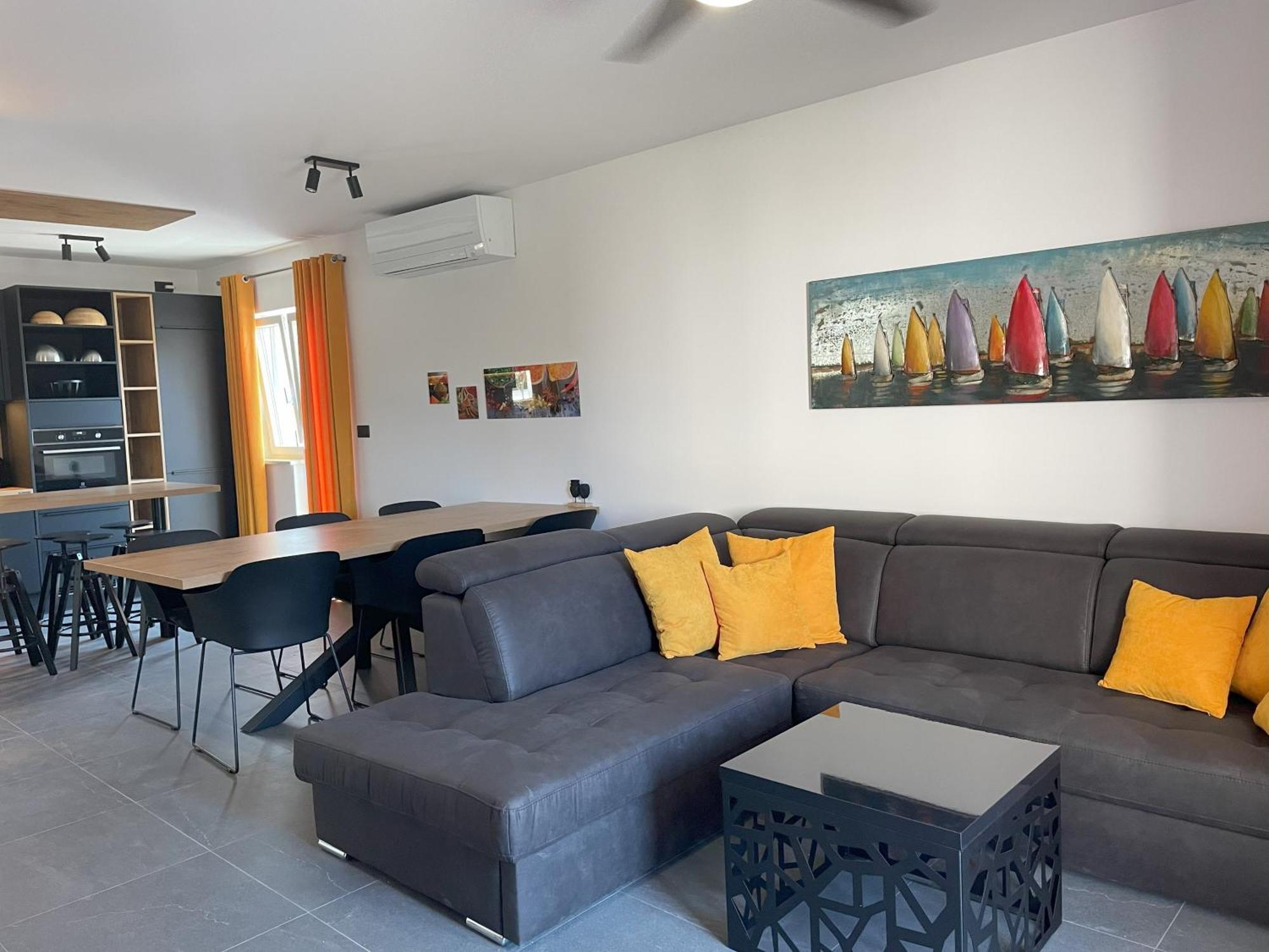 Valkane Beach Apartments พูลา ภายนอก รูปภาพ