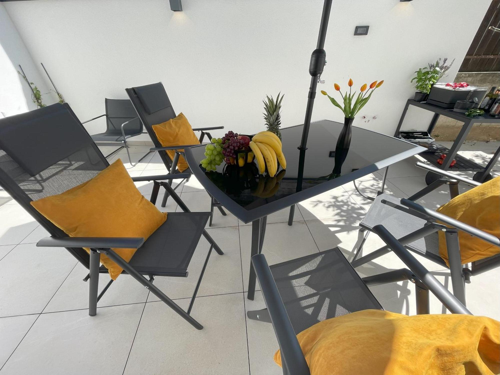 Valkane Beach Apartments พูลา ภายนอก รูปภาพ