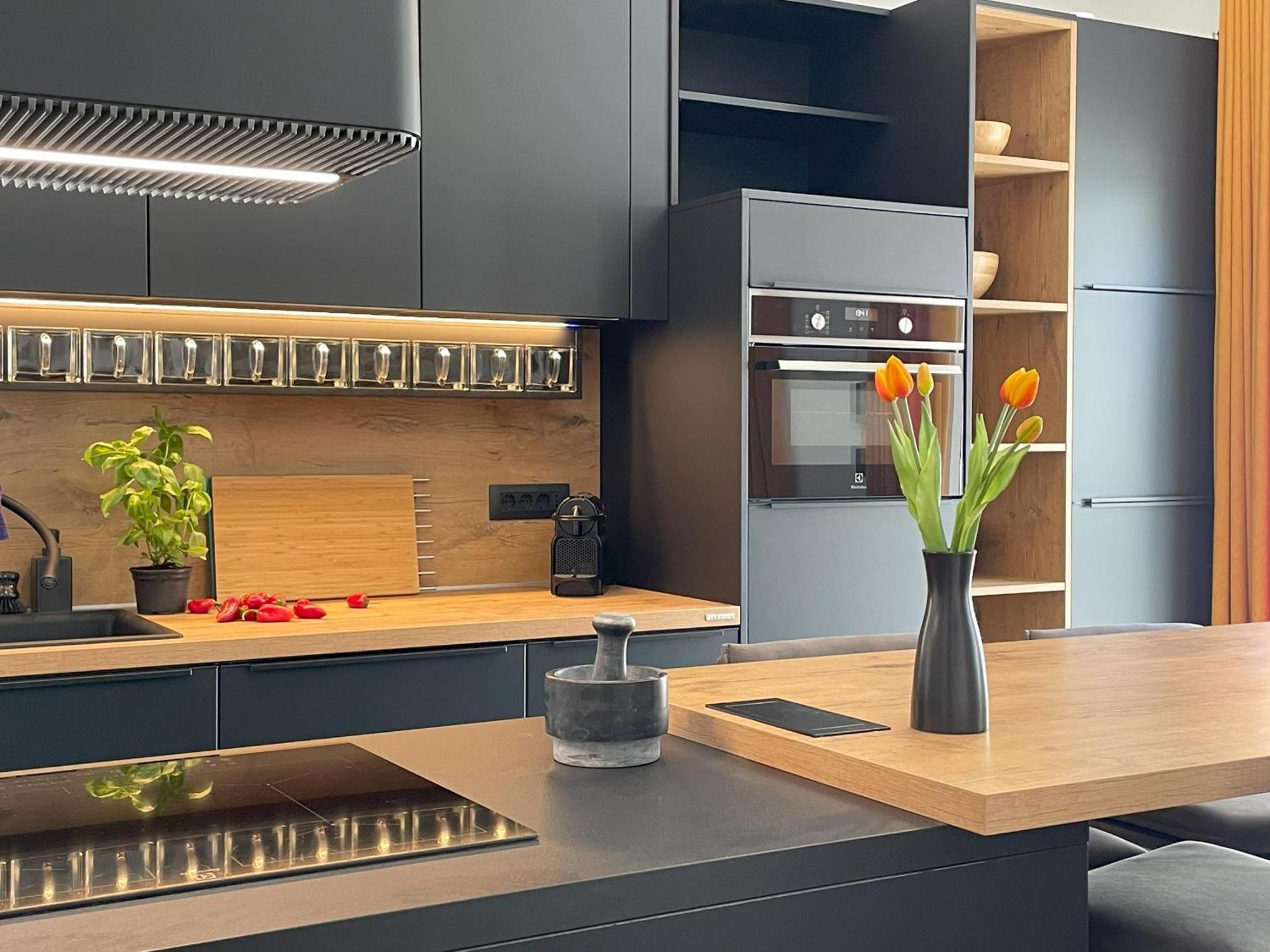 Valkane Beach Apartments พูลา ภายนอก รูปภาพ